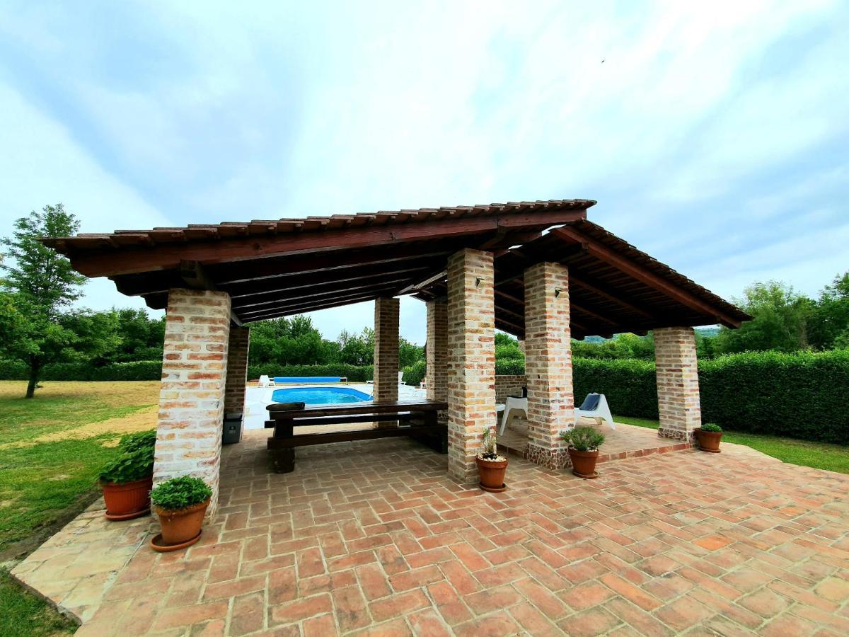 Villa Mons Aureus Popovac Экстерьер фото